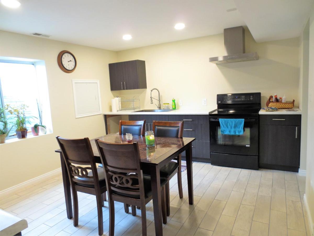 Villa Entire Huge Basement! Fast Wifi! Private Entrance! Salt Lake City Esterno foto